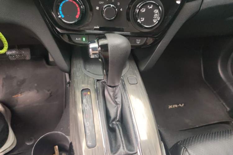 Used Honda XR-V 2017 1.5L LXi CVT Classic Edition Gear Lever