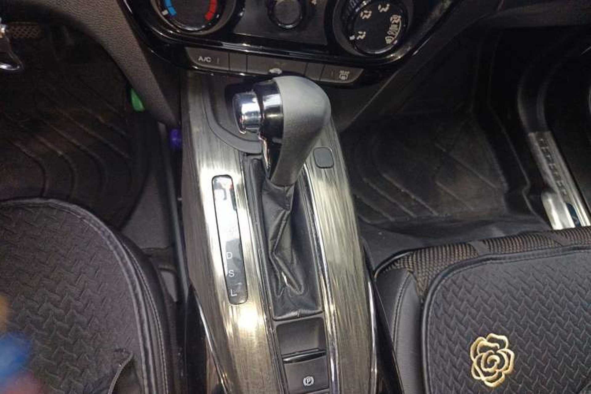 Used Honda XR-V 2017 1.5L LXi CVT Classic Edition Gear Lever