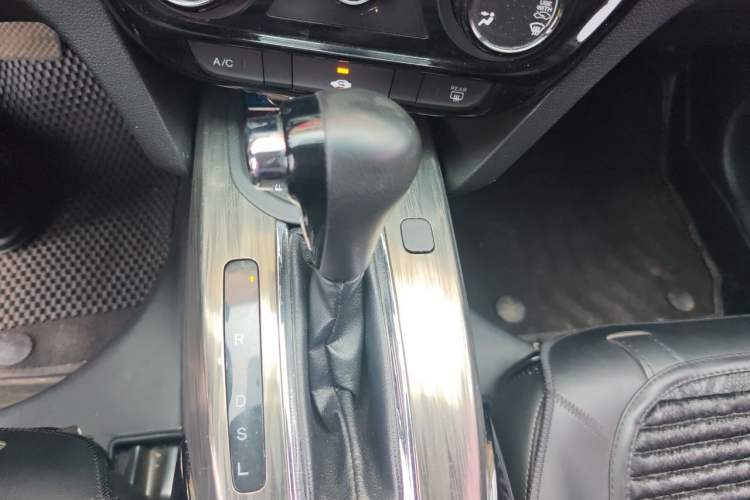 Used Honda XR-V 2017 1.5L LXi CVT Classic Edition Gear Lever