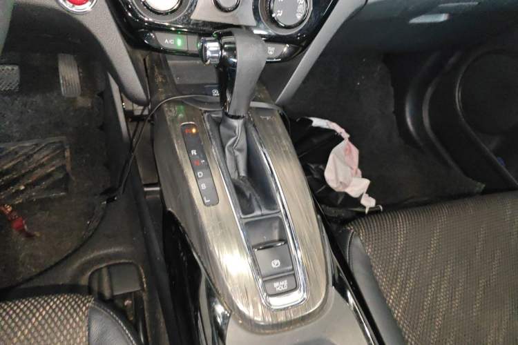 Used Honda XR-V 2017 1.8L EXi CVT Comfort Version Gear Lever