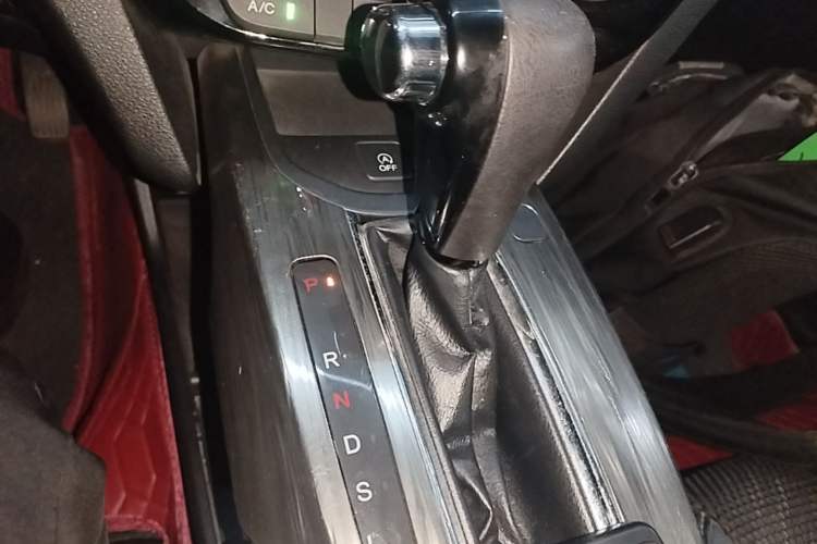 Used Honda XR-V 2017 1.8L EXi CVT Comfort Version Gear Lever