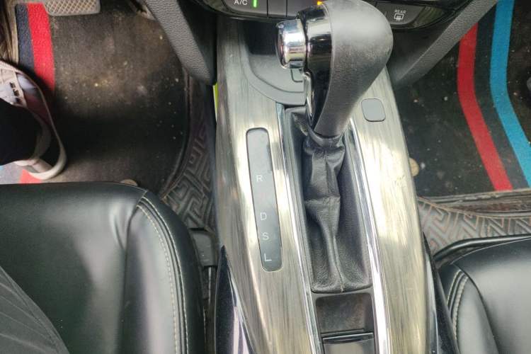 Used Honda XR-V 2017 1.8L EXi CVT Comfort Version Gear Lever