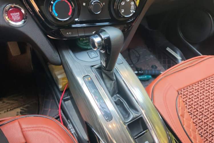 Used Honda XR-V 2017 1.8L EXi CVT Comfort Version Gear Lever