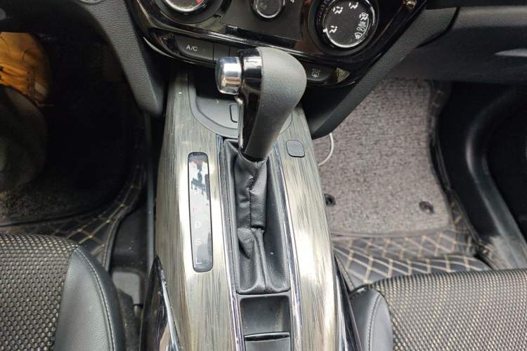 Used Honda XR-V 2017 1.8L EXi CVT Comfort Version Gear Lever