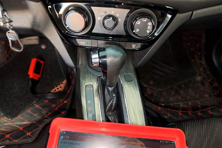 Used Honda XR-V 2017 1.5L LXi CVT Classic Edition Gear Lever