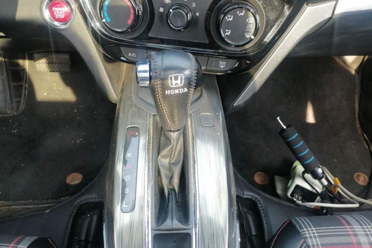Used Honda XR-V 2017 1.8L EXi CVT Comfort Version Gear Lever