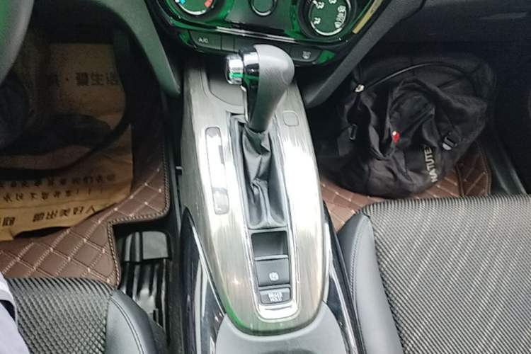 Used Honda XR-V 2017 1.5L LXi CVT Classic Edition Gear Lever