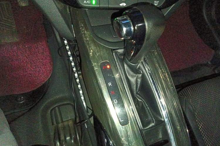 Used Honda XR-V 2017 1.8L EXi CVT Comfort Version Gear Lever