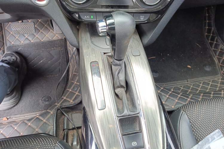 Used Honda XR-V 2017 1.8L EXi CVT Comfort Version Gear Lever