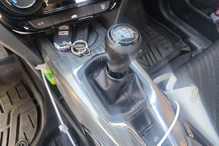 Used Honda XR-V 2017 1.8L EXi Manual Comfort Edition Gear Lever