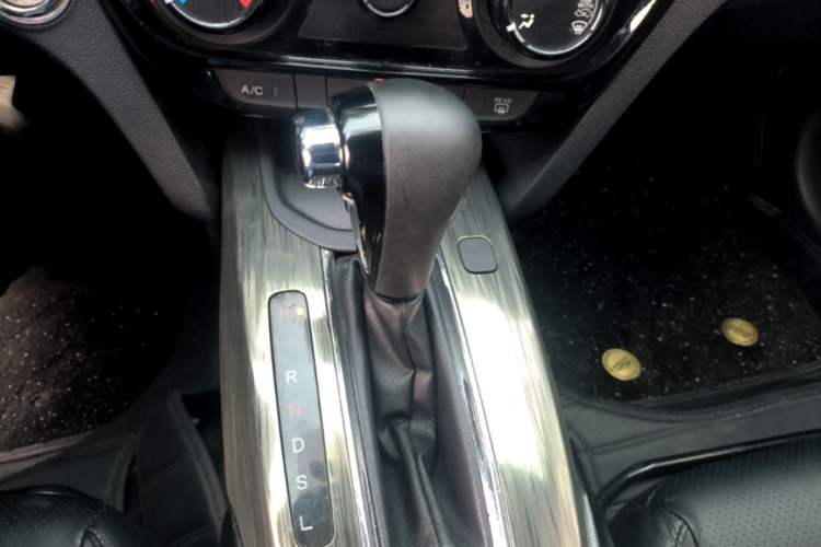 Used Honda XR-V 2017 1.8L EXi CVT Comfort Version Gear Lever
