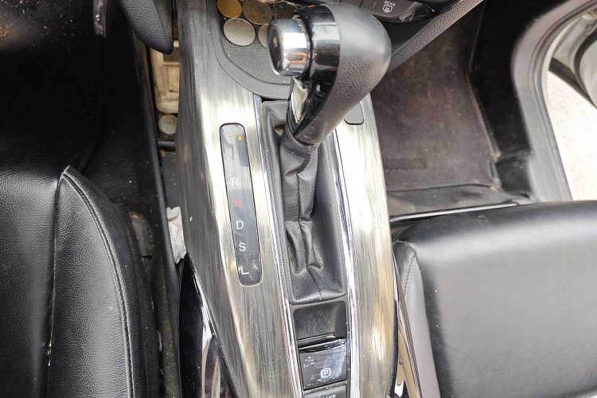 Used Honda XR-V 2017 1.5L LXi CVT Classic Edition Gear Lever