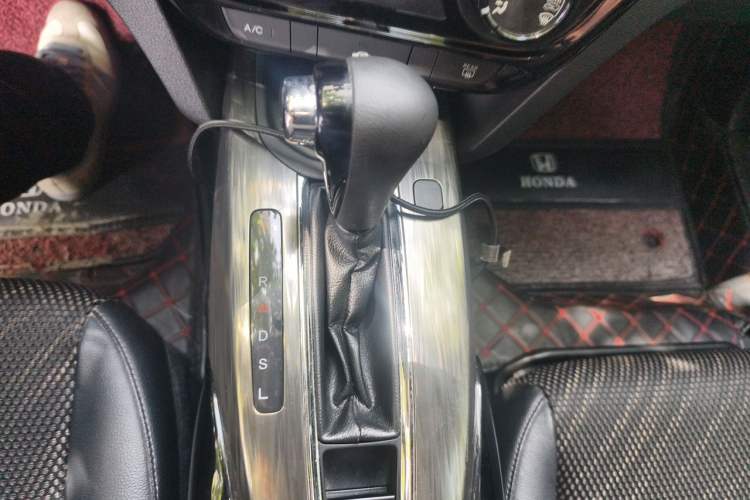 Used Honda XR-V 2017 1.8L EXi CVT Comfort Version Gear Lever