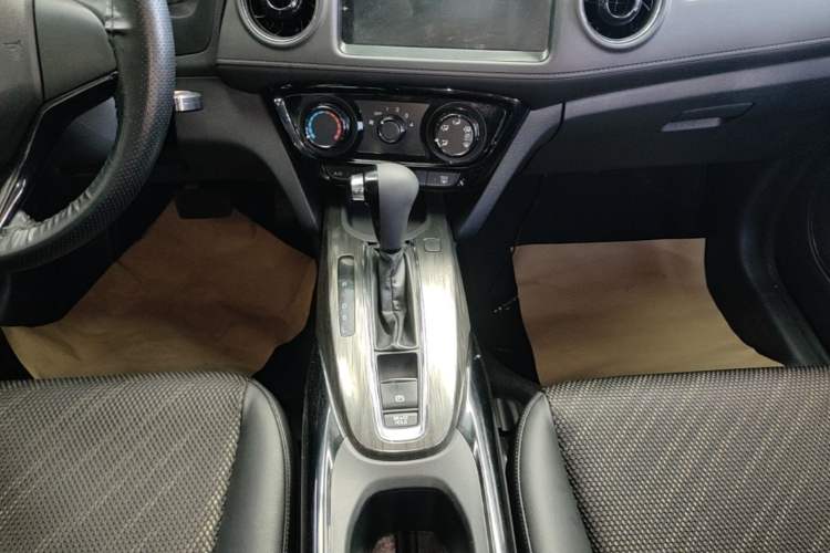 Used Honda XR-V 2017 1.5L LXi CVT Classic Edition Gear Lever