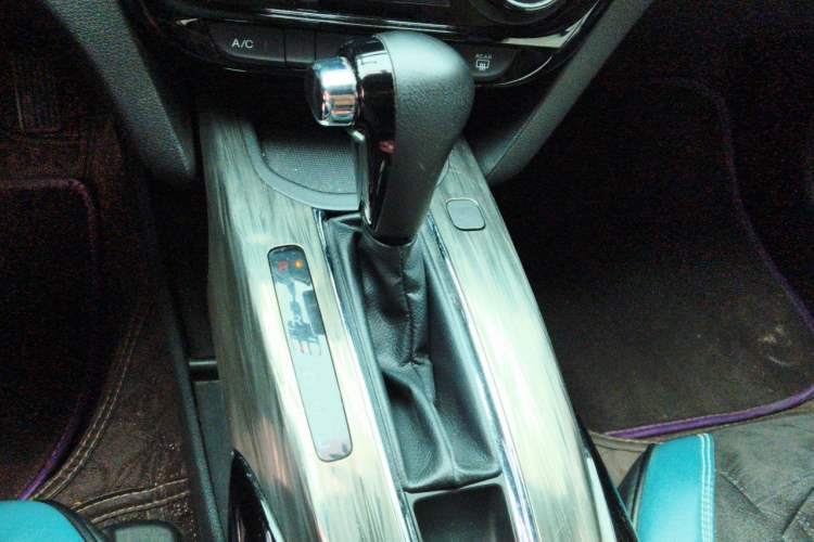 Used Honda XR-V 2017 1.5L LXi CVT Classic Edition Gear Lever