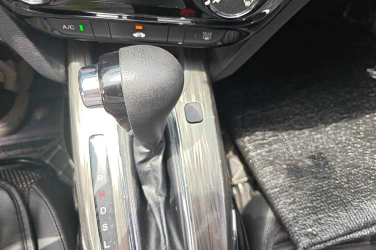 Used Honda XR-V 2017 1.8L EXi CVT Comfort Version Gear Lever