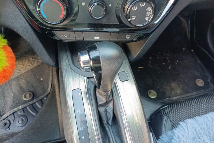 Used Honda XR-V 2017 1.5L LXi CVT Classic Edition Gear Lever
