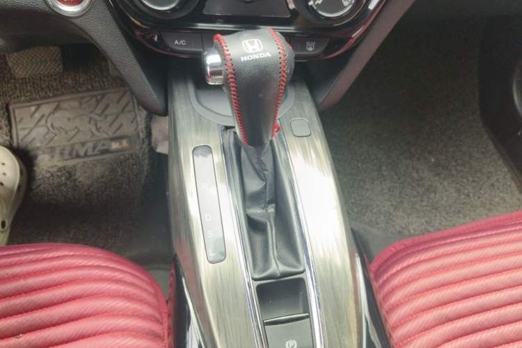 Used Honda XR-V 2017 1.8L EXi CVT Comfort Version Gear Lever
