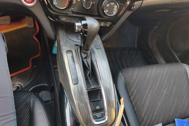 Used Honda XR-V 2017 1.8L EXi CVT Comfort Version Gear Lever