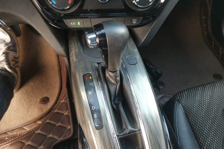 Used Honda XR-V 2017 1.5L LXi CVT Classic Edition Gear Lever