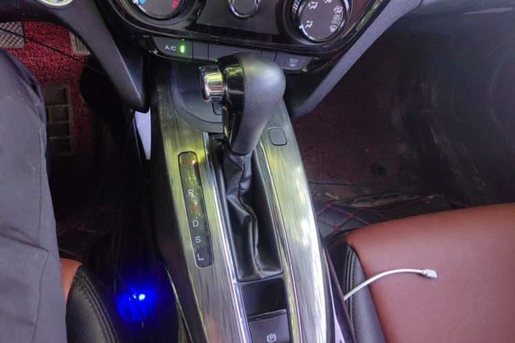 Used Honda XR-V 2017 1.8L EXi CVT Comfort Version Gear Lever