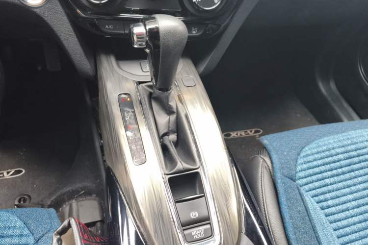 Used Honda XR-V 2017 1.8L EXi CVT Comfort Version Gear Lever