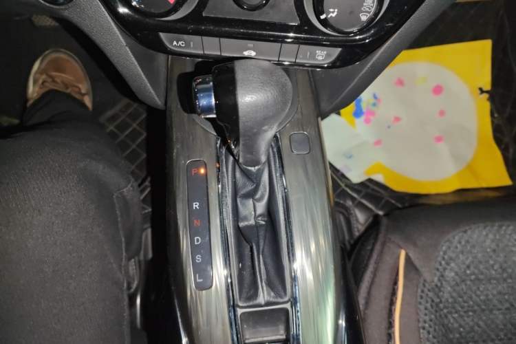 Used Honda XR-V 2017 1.8L EXi CVT Comfort Version Gear Lever