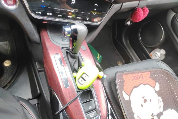Used Honda XR-V 2017 1.8L VTi CVT Luxury Edition Gear Lever