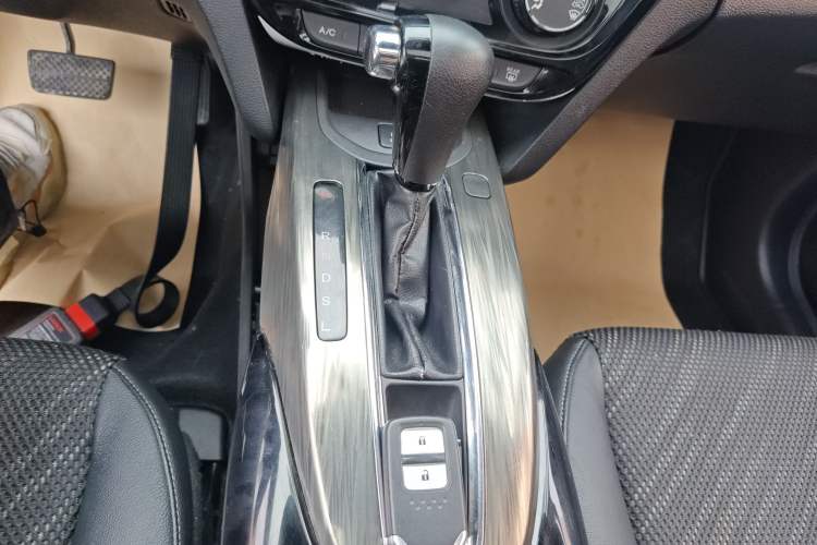 Used Honda XR-V 2017 1.8L EXi CVT Comfort Version Gear Lever
