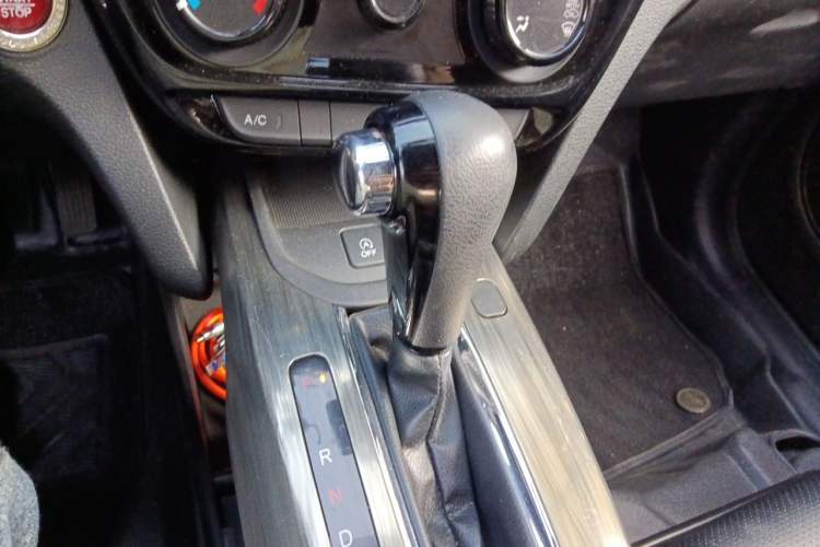 Used Honda XR-V 2017 1.8L EXi CVT Comfort Version Gear Lever