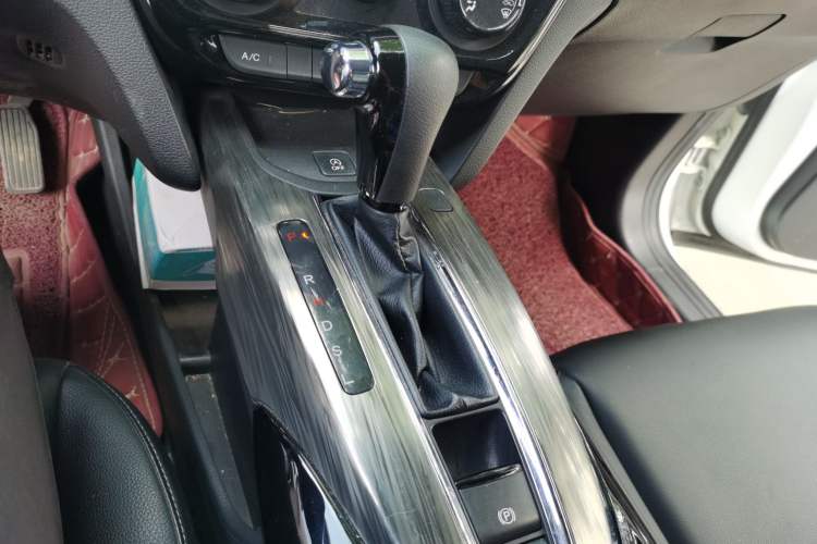 Used Honda XR-V 2017 1.8L EXi CVT Comfort Version Gear Lever