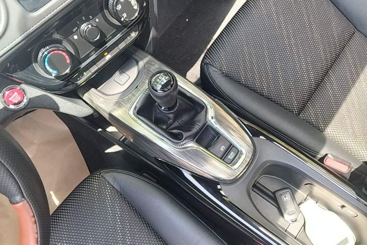 Used Honda XR-V 2017 1.8L EXi Manual Comfort Edition Gear Lever