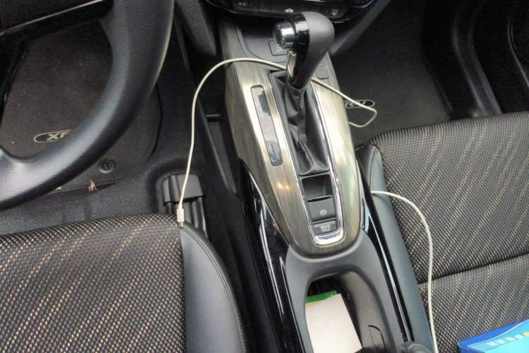 Used Honda XR-V 2017 1.8L EXi CVT Comfort Version Gear Lever