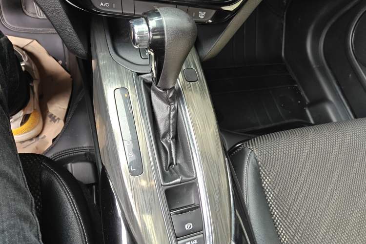 Used Honda XR-V 2017 1.8L EXi CVT Comfort Version Gear Lever