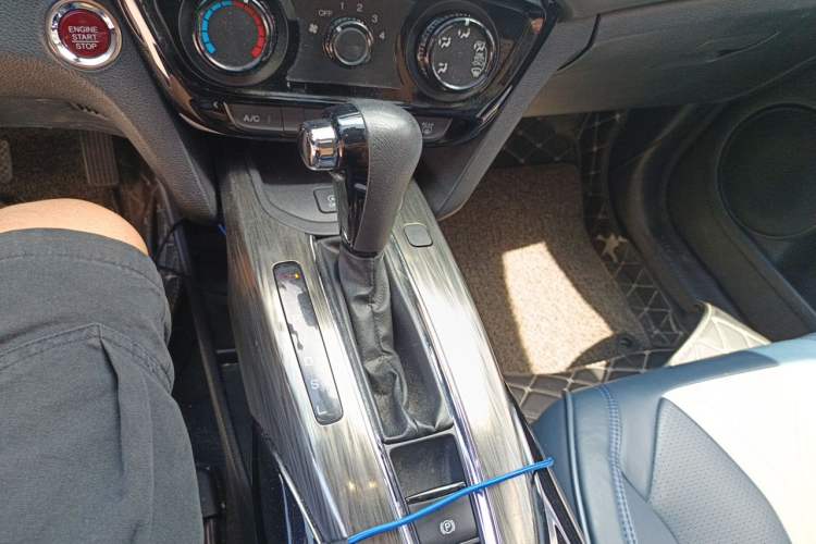 Used Honda XR-V 2017 1.8L EXi CVT Comfort Version Gear Lever