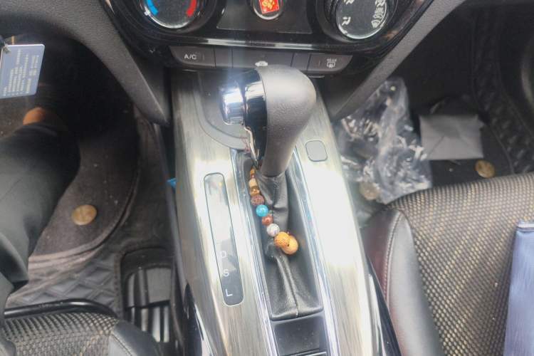 Used Honda XR-V 2017 1.5L LXi CVT Classic Edition Gear Lever