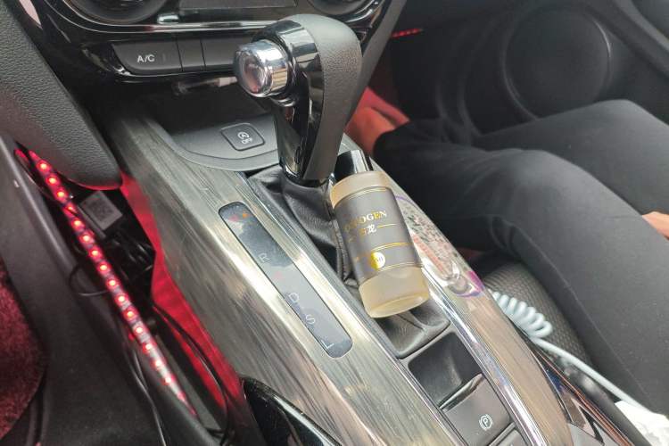 Used Honda XR-V 2017 1.8L EXi CVT Comfort Version Gear Lever