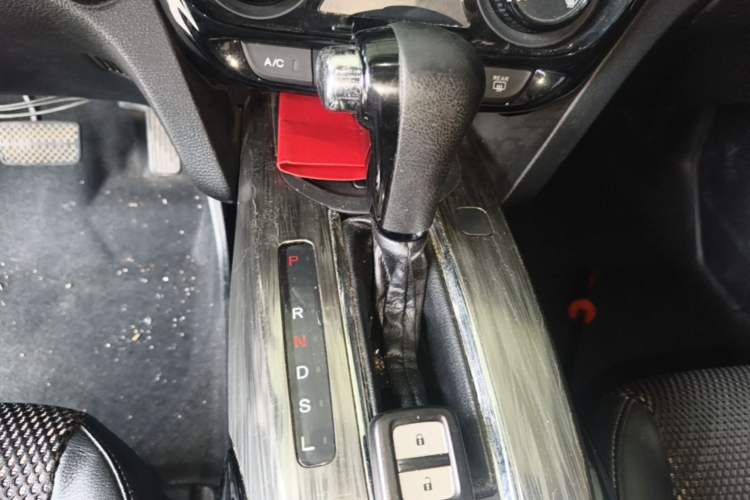 Used Honda XR-V 2017 1.8L EXi CVT Comfort Version Gear Lever