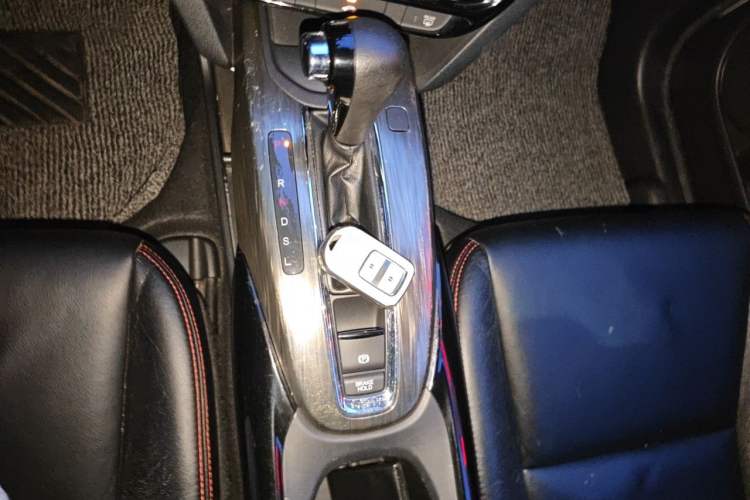Used Honda XR-V 2017 1.8L EXi CVT Comfort Version Gear Lever