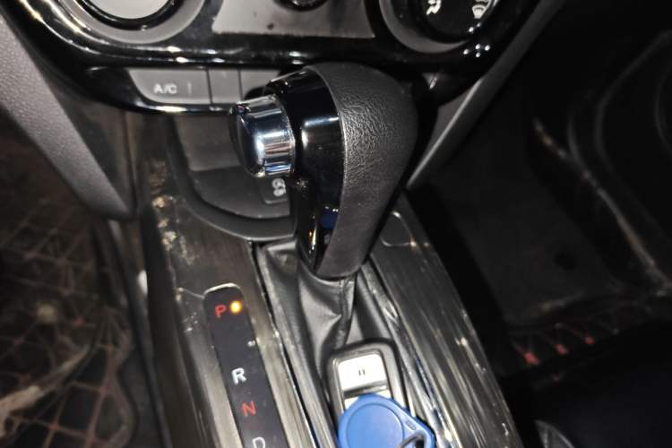 Used Honda XR-V 2017 1.8L EXi CVT Comfort Version Gear Lever