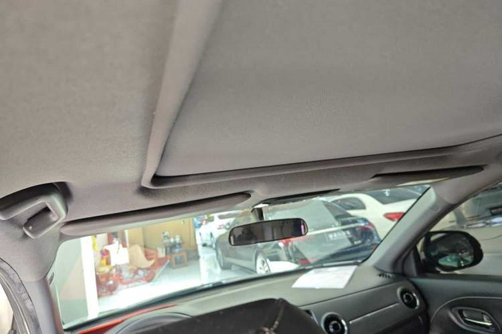Used Honda XR-V 2017 1.8L EXi CVT Comfort Version Headliner