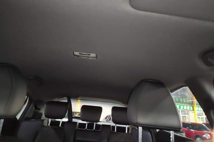Used Honda XR-V 2017 1.5L LXi CVT Classic Edition Headliner
