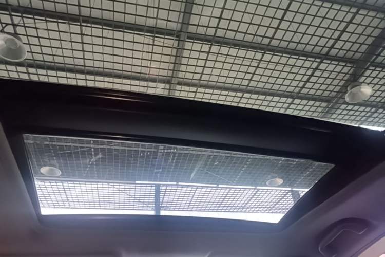 Used Honda XR-V 2017 1.8L EXi CVT Comfort Version Headliner