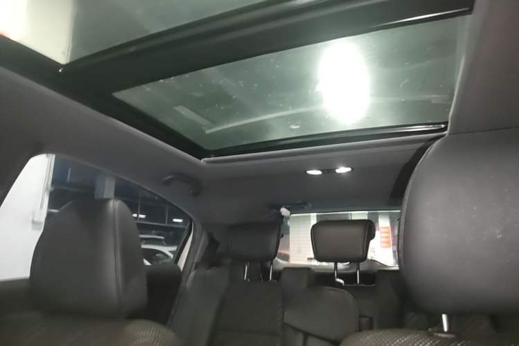 Used Honda XR-V 2017 1.8L EXi CVT Comfort Version Headliner