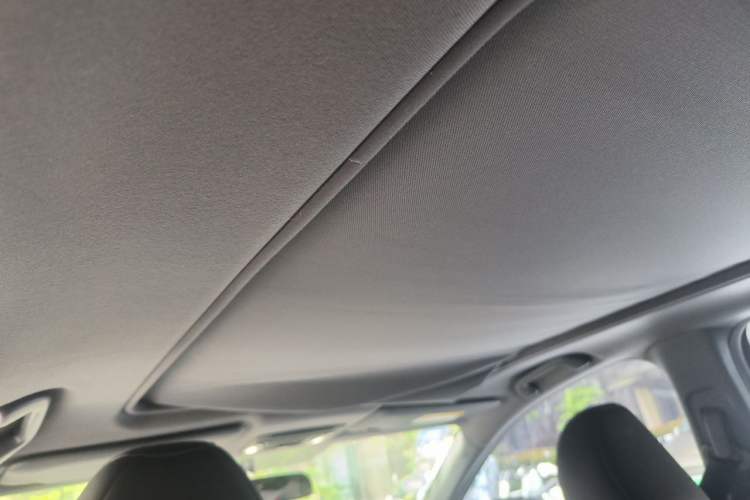 Used Honda XR-V 2017 1.8L EXi CVT Comfort Version Headliner