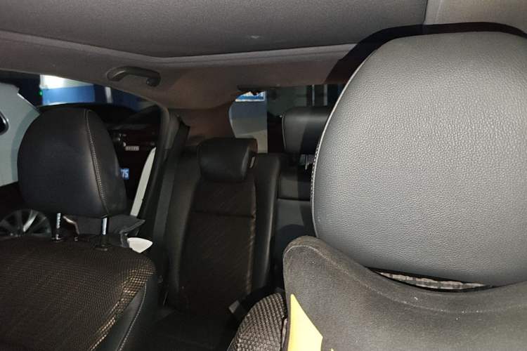 Used Honda XR-V 2017 1.8L EXi CVT Comfort Version Headliner
