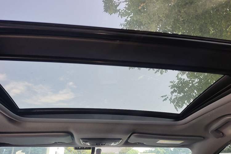 Used Honda XR-V 2017 1.8L EXi CVT Comfort Version Headliner