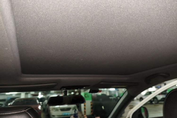 Used Honda XR-V 2017 1.8L EXi CVT Comfort Version Headliner