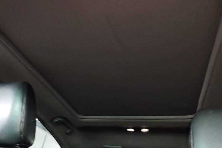 Used Honda XR-V 2017 1.8L EXi CVT Comfort Version Headliner