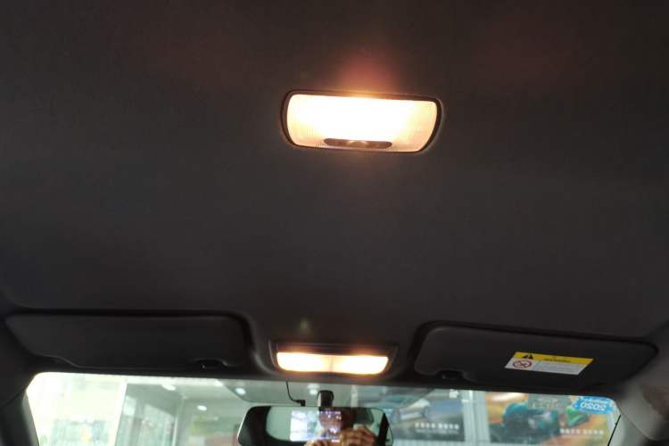 Used Honda XR-V 2017 1.5L LXi CVT Classic Edition Headliner